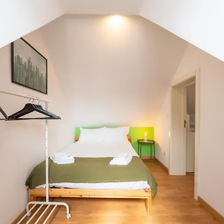 Hill House - No. 589a Apartment Lisbon